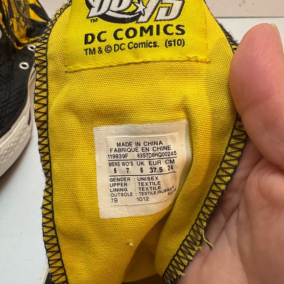 Converse All Star Chuck Taylor DC Batman Size  M5/ W7 Shoes High Tops Sneakers - Picture 8 of 10